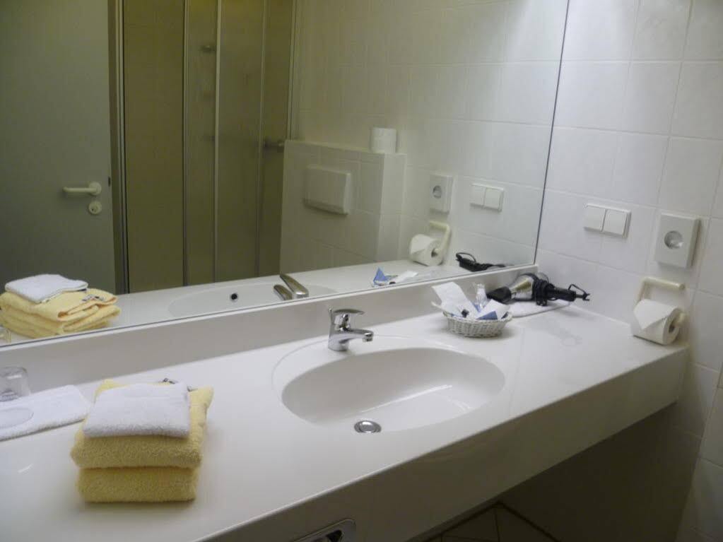 Hotel Fasanengarten ザルシュテット エクステリア 写真